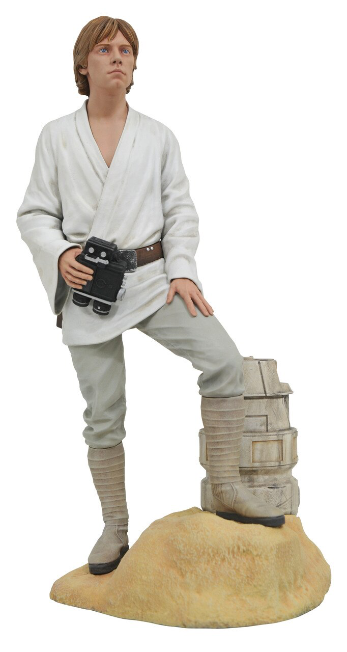 luke skywalker life size statue