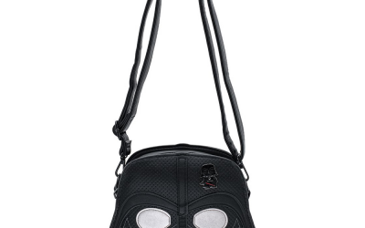 New Darth Vader Pin and Trader Cross-body Bag Set available for pre-order!