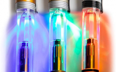 New Star Wars Light-Up Lightsaber Refillable Ink Pens 3 PC Set available!
