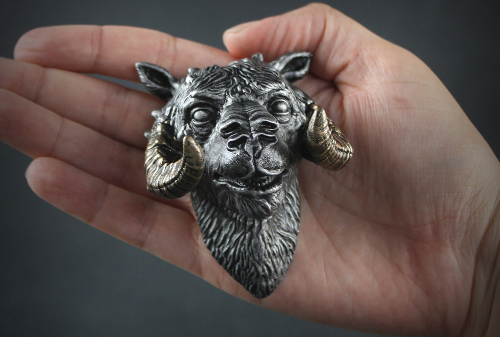 New Star Wars Han Solo's Tauntaun Magnet available for pre-order!