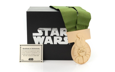 New Star Wars Gold Plated Medal of Yavin Prop Replica available now!