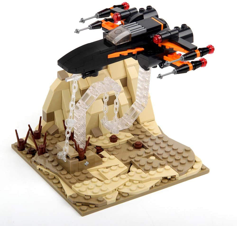TFA Poe's Black X-Wing Tensegrity Lego Set 3