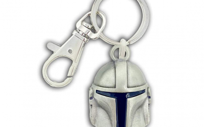 New The Mandalorian Mando's Helmet Keychain available now!