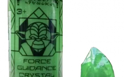 New Galaxy's Edge Yoda Force Guidance Kyber Crystal available!