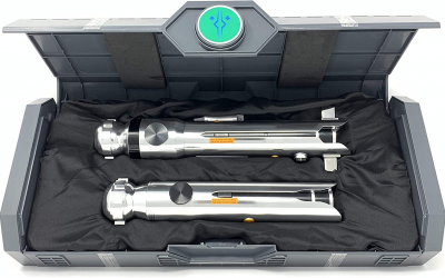 New Galaxy's Edge Ahsoka Tano Clone Wars Legacy Lightsaber Set available!