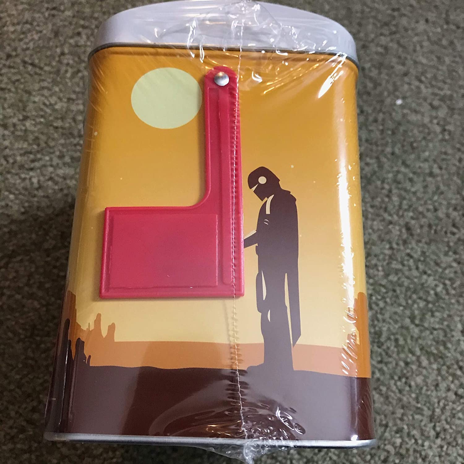 TM Valentines Day Tin Mailbox 3