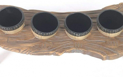 New Galaxy's Edge Oga's Cantina Rancor Tooth Beer Flight Set available!