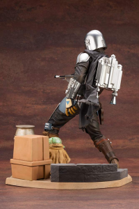 mando statue