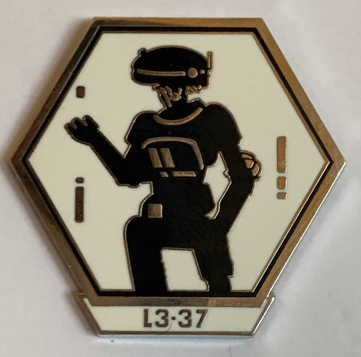 SWGE L3-37 Droid Depot Mystery Pin