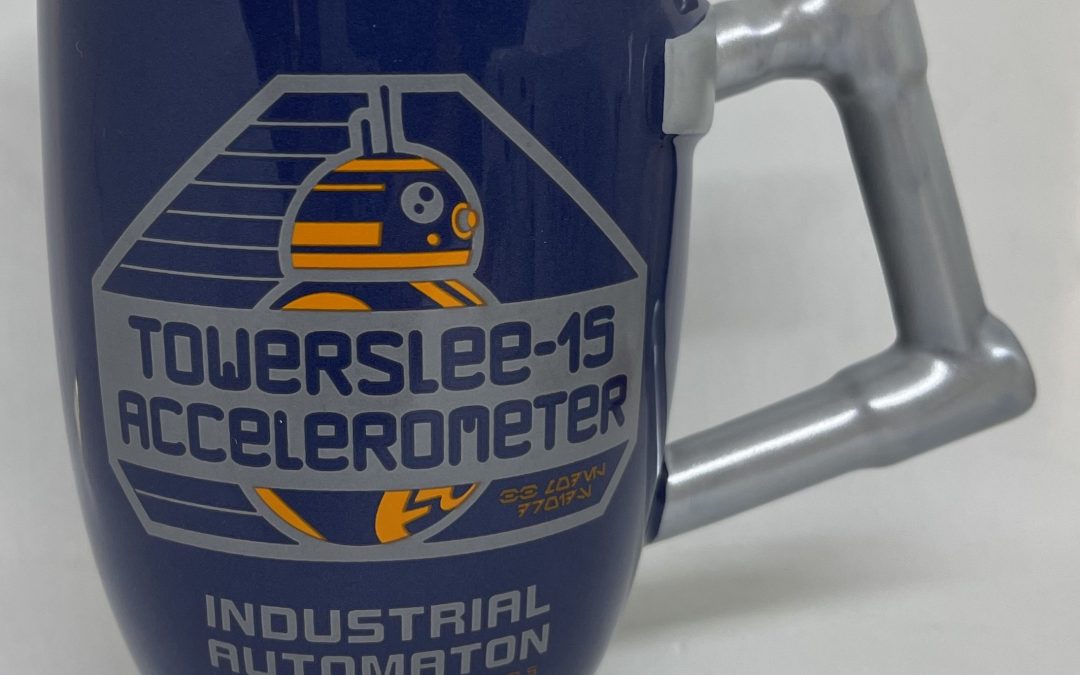 New Galaxy's Edge Astromech Droids Towerslee-15 Mug with Lid available now!