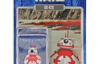 New Galaxy's Edge BB-H20 Christmas Holiday Droid Factory Figure available!