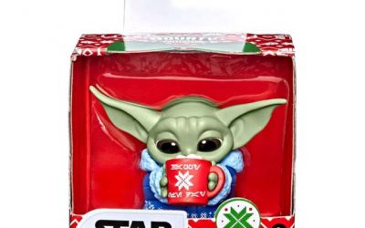 New The Mandalorian The Child (Grogu) Holiday Bounty Collection Figure (with cocoa) available!