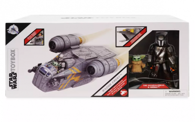 New The Mandalorian Din Djarin and Grogu with Razor Crest Figure Set available!