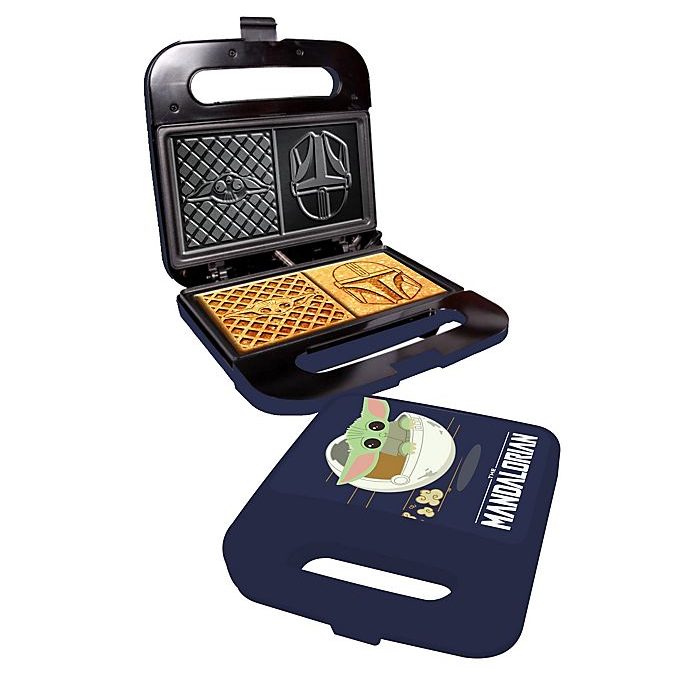 New The Mandalorian Mando (Din Djarin) and The Child (Grogu) Waffle Maker available!