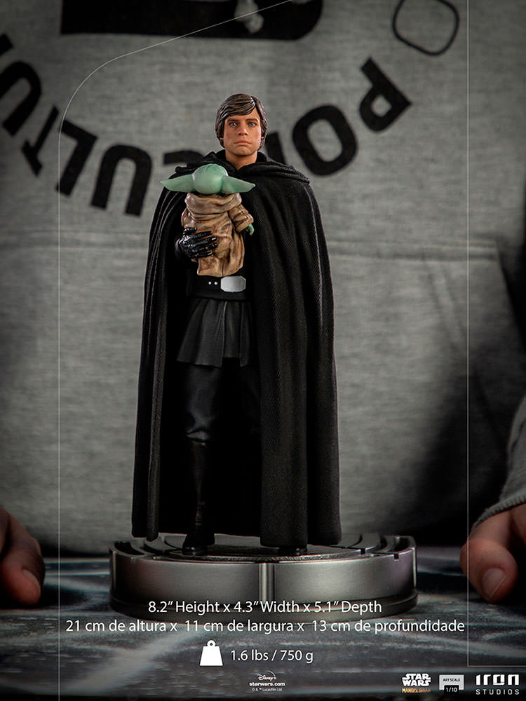 TM Luke Skywalker and Grogu 1:10 Scale Statue 2