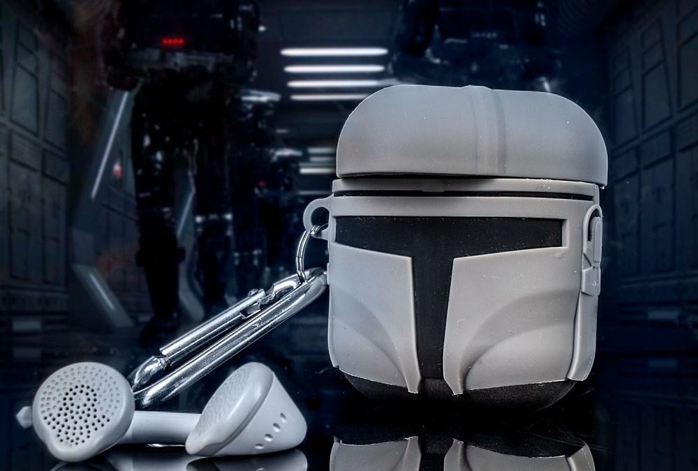 New The Mandalorian Mando's (Din Djarin's) Helmet AirPods Case available!