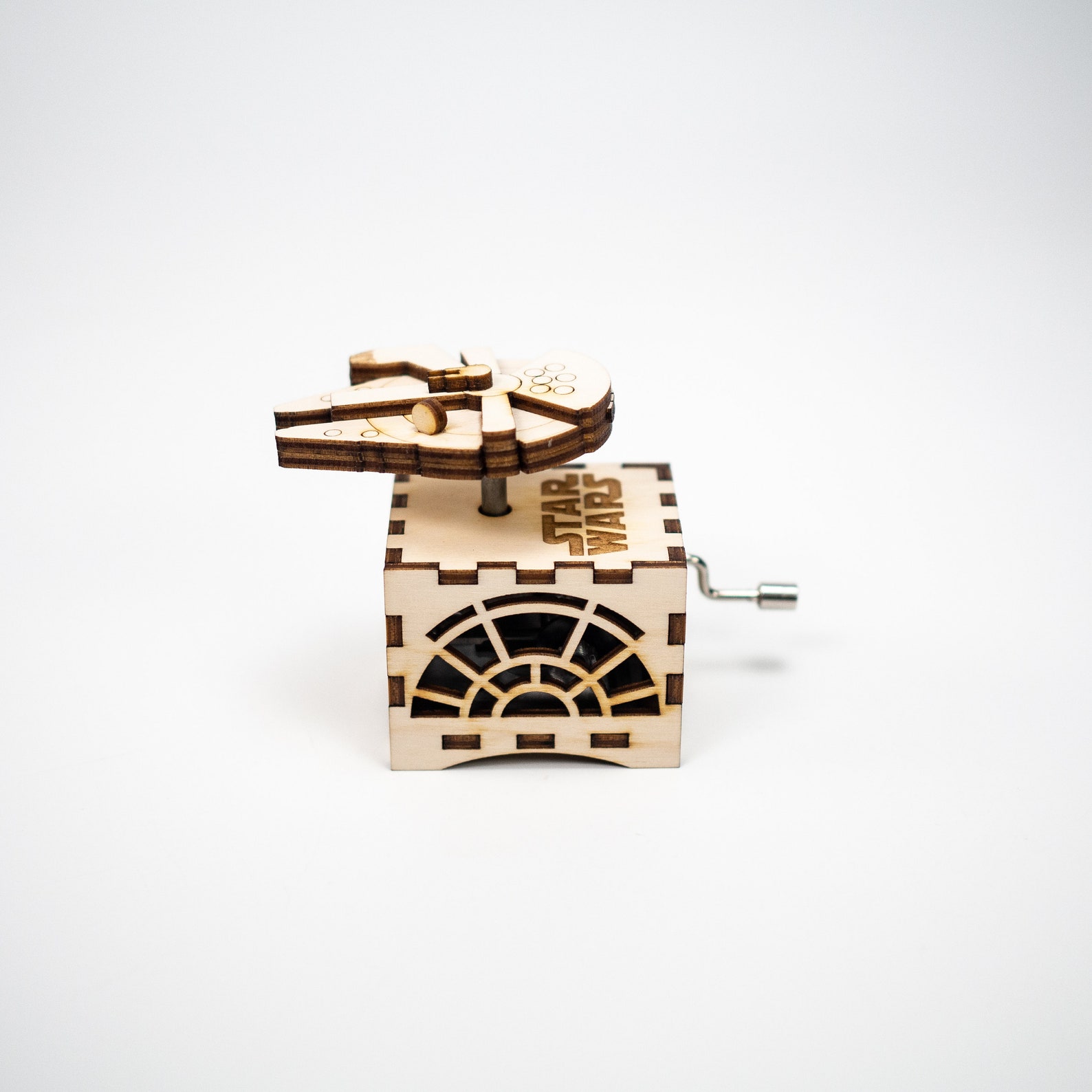 SW Millennium Falcon Music Box 2