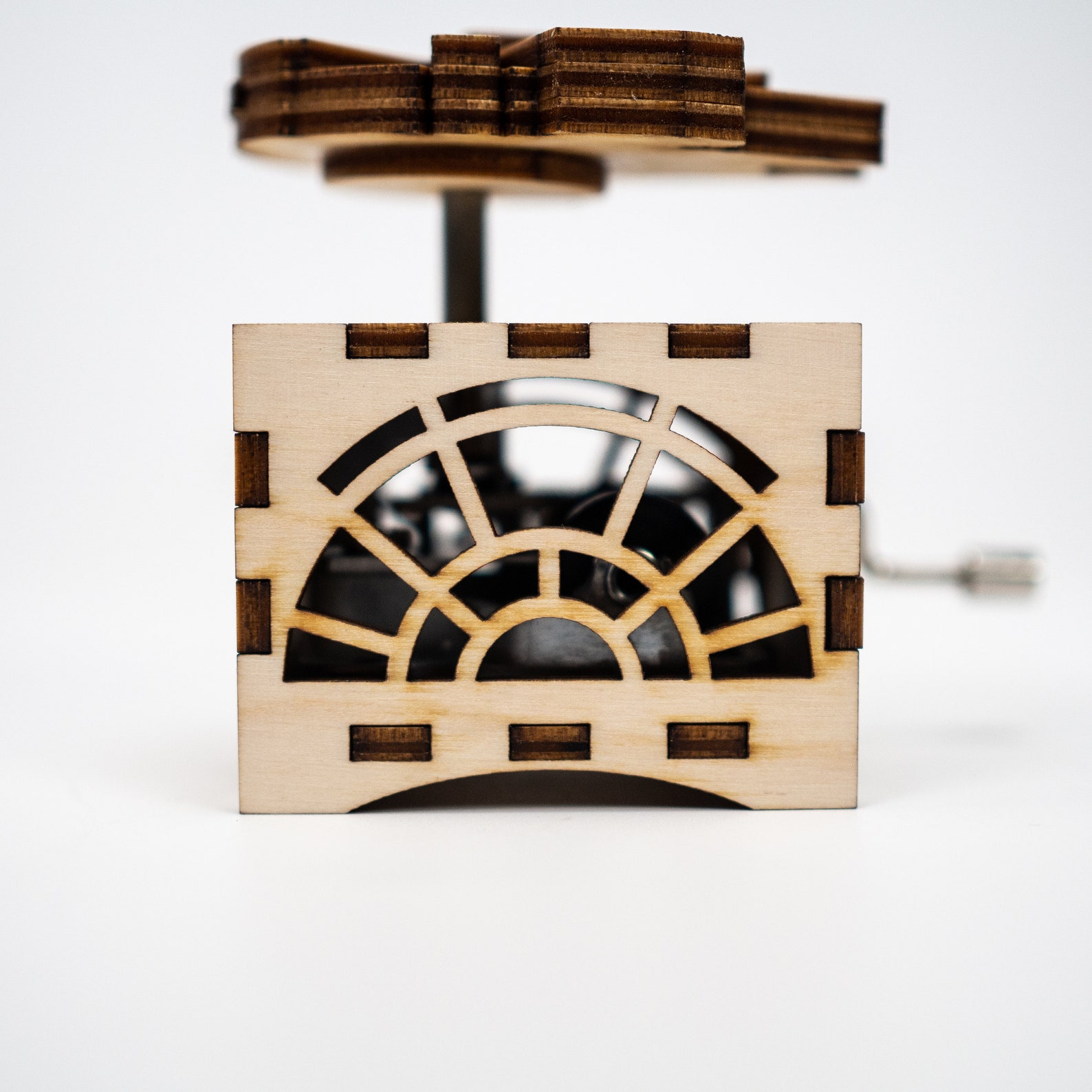 SW Millennium Falcon Music Box 4