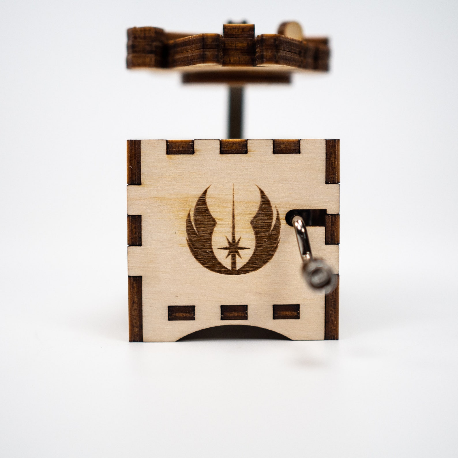 SW Millennium Falcon Music Box 5