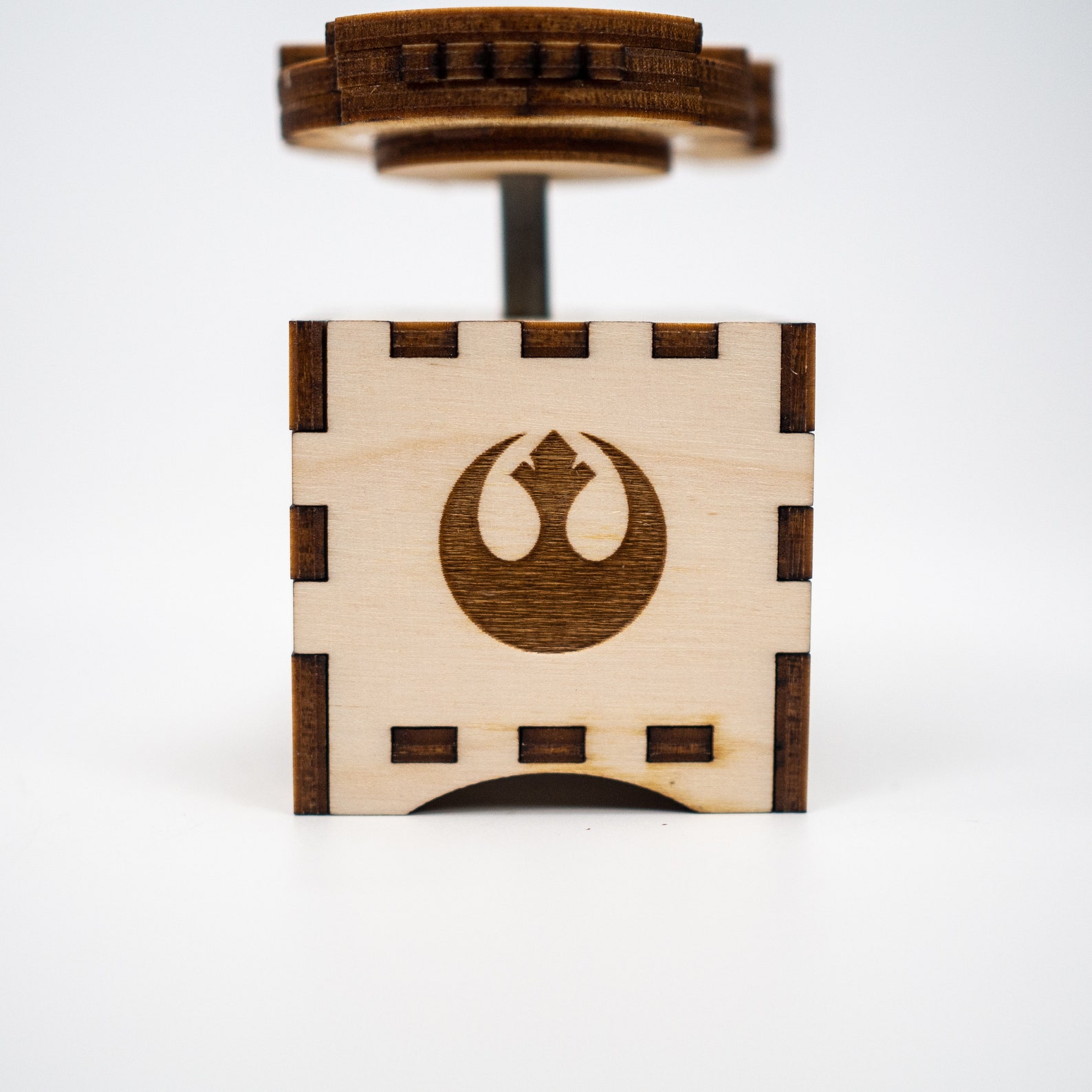 SW Millennium Falcon Music Box 6