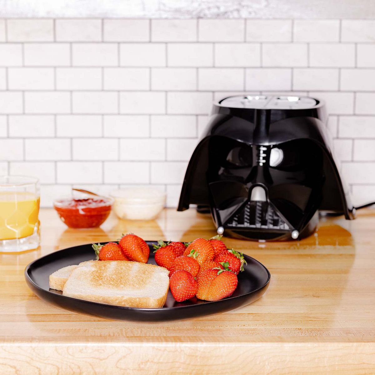 SW Darth Vader Halo Toaster 2