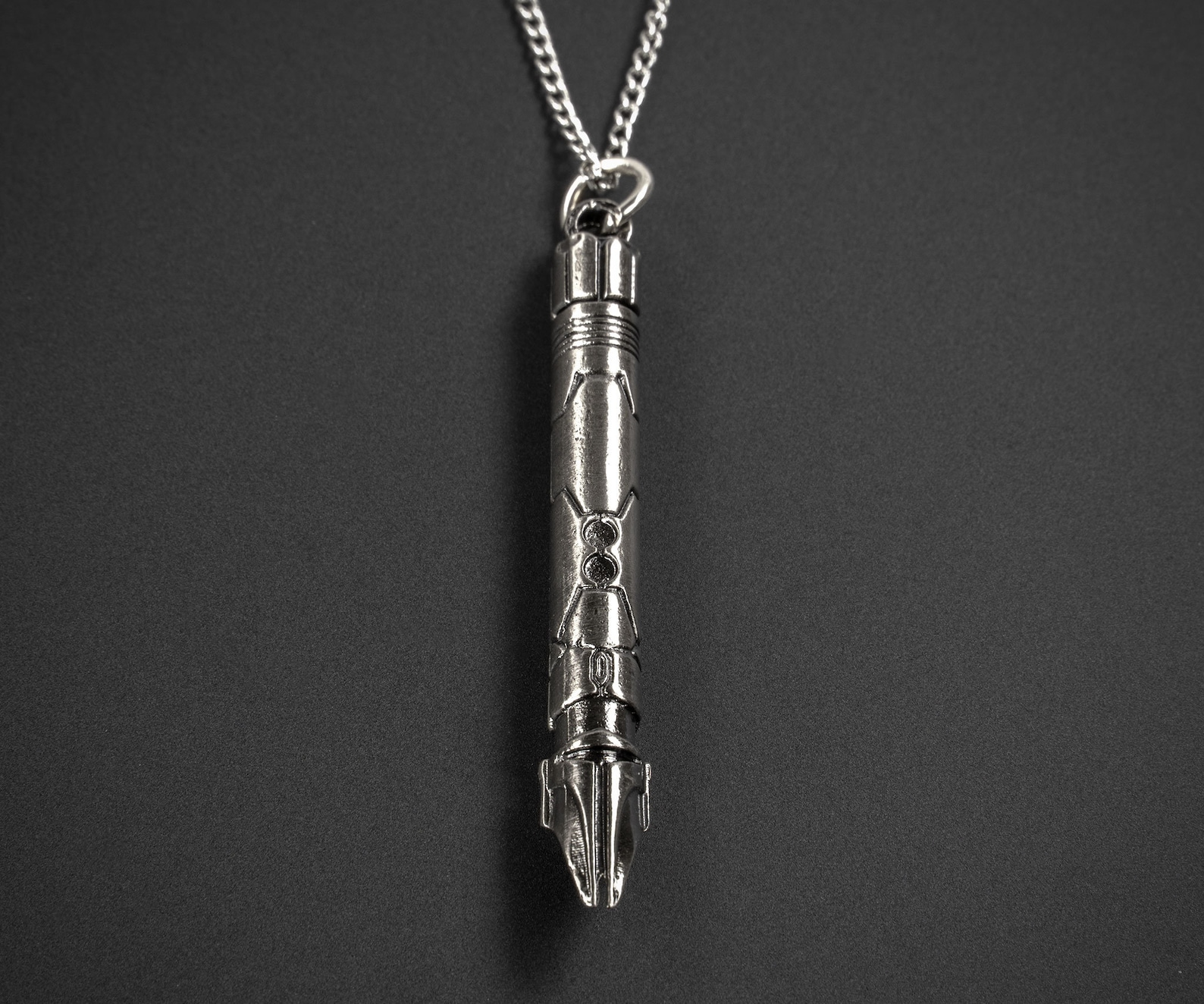 SW SaberForge Saber Necklace Set 5