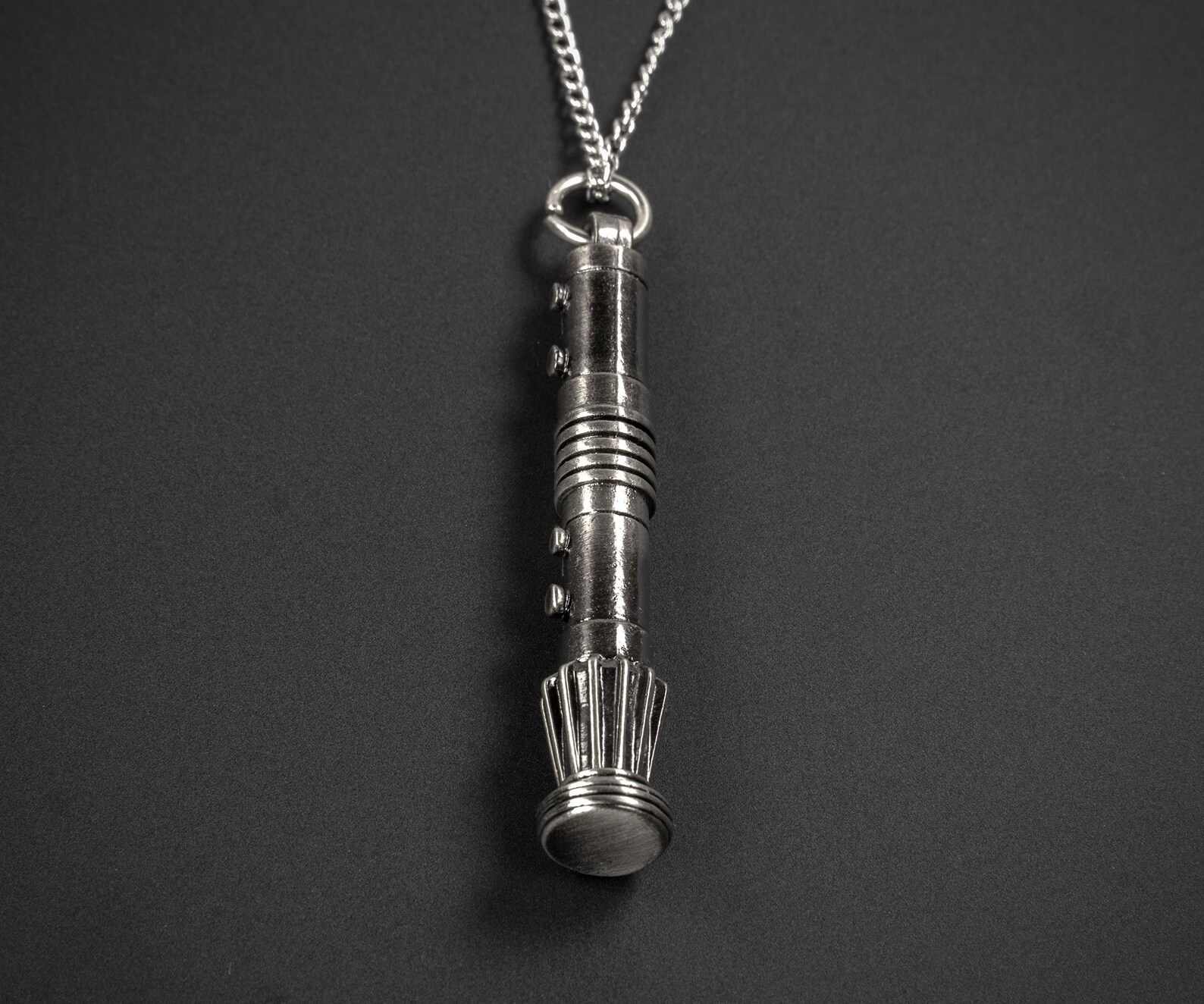 SW SaberForge Saber Necklace Set 7