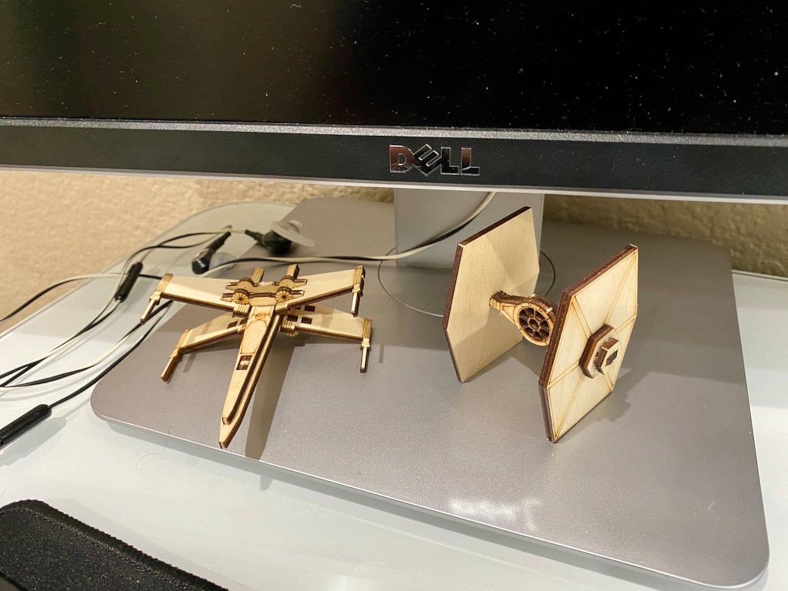 SW Tie Fighter and X-Wing Laser Cut Desk Accessory Set 2