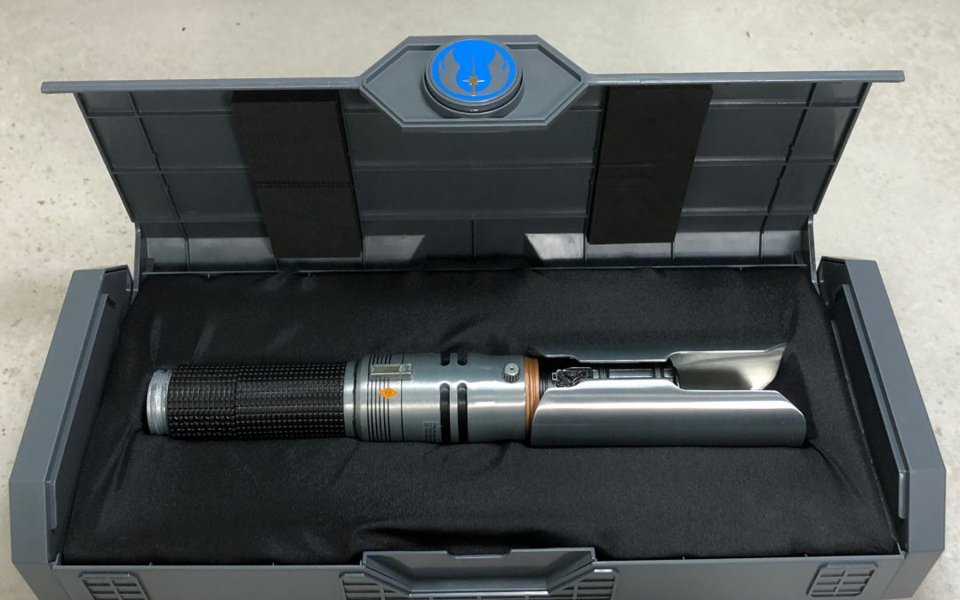 New Star Wars Galaxy's Edge Cal Kestis Legacy Lightsaber Hilt available ...