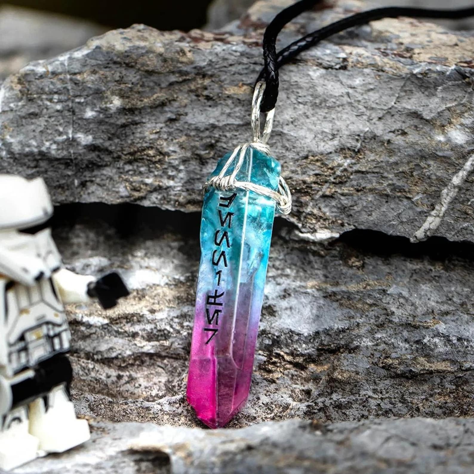 SW Personalized Kyber Crystal Necklace 2