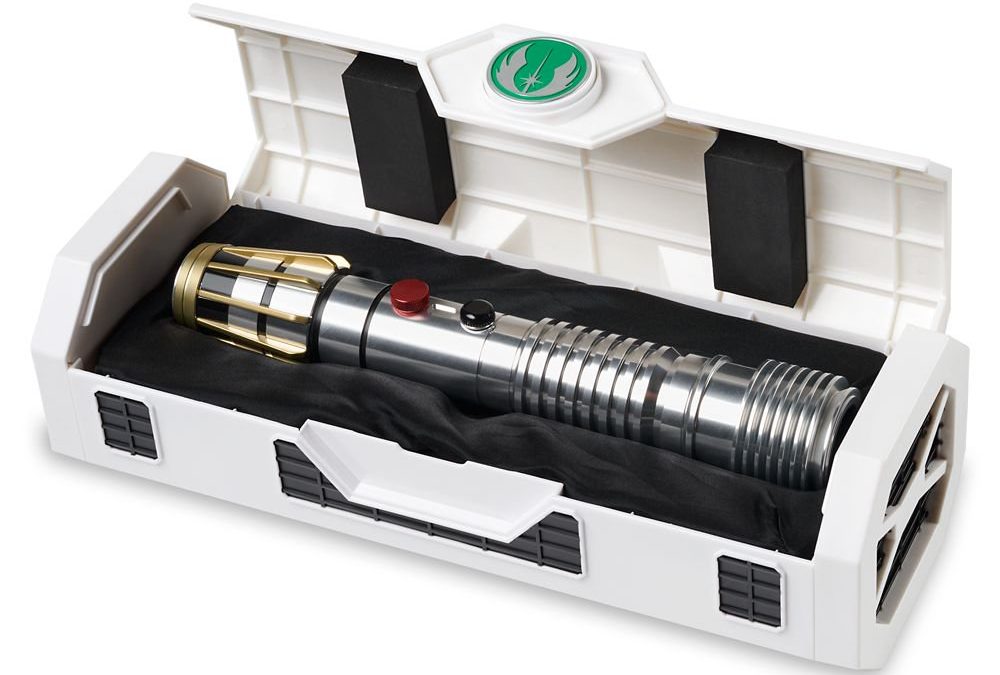 New Star Wars Galaxy's Edge Luminara Unduli Legacy Lightsaber Hilt available now!