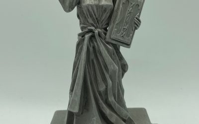 New Star Wars Galaxy's Edge Jedi I Am One With The Force Figurine available now!