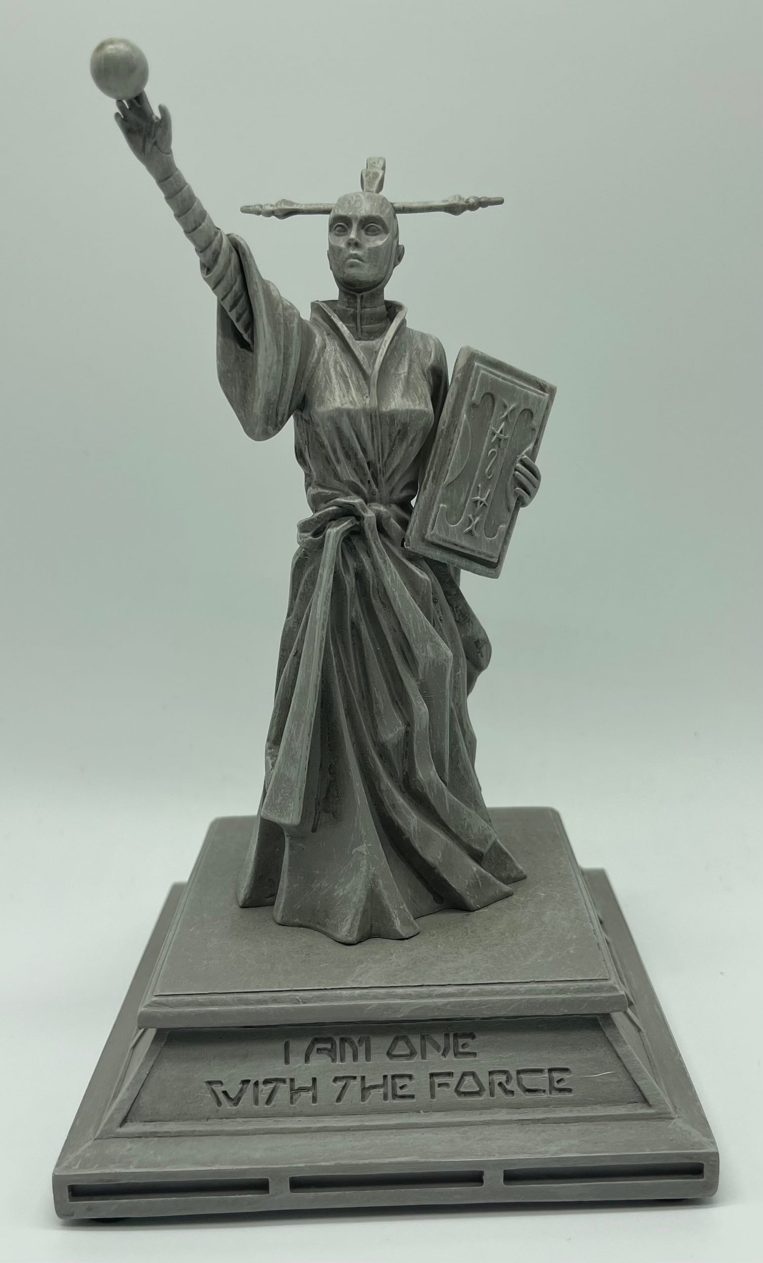 SWGE Jedi I Am One With The Force Figurine 1