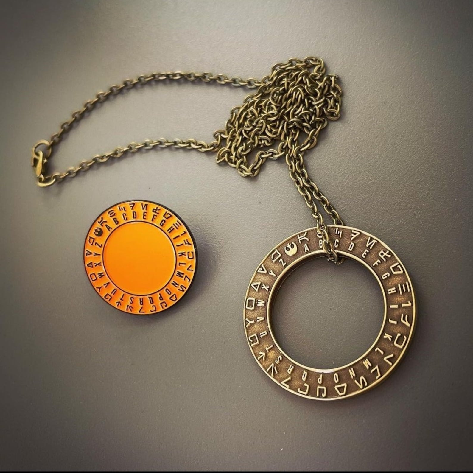 SW Aurebesh Decoder Relic Pendant 2