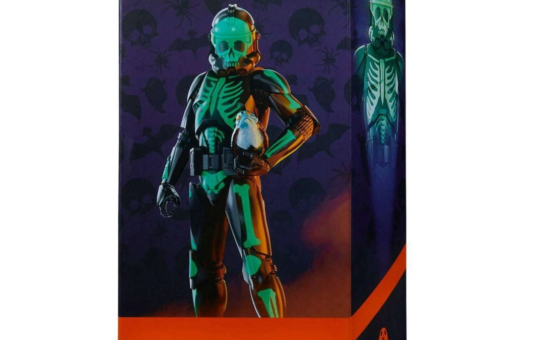 New Star Wars Clone Trooper (Halloween Edition) Black Series Figure available now!