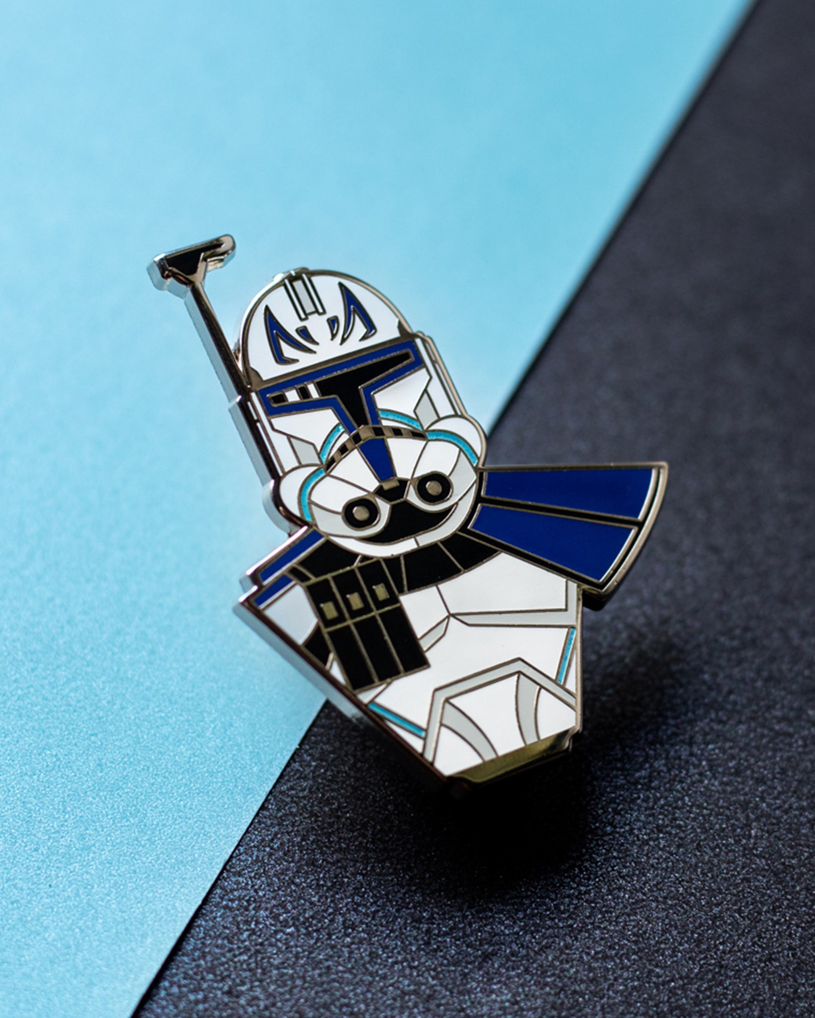 SW Captain Rex Bust Enamel Pin 2