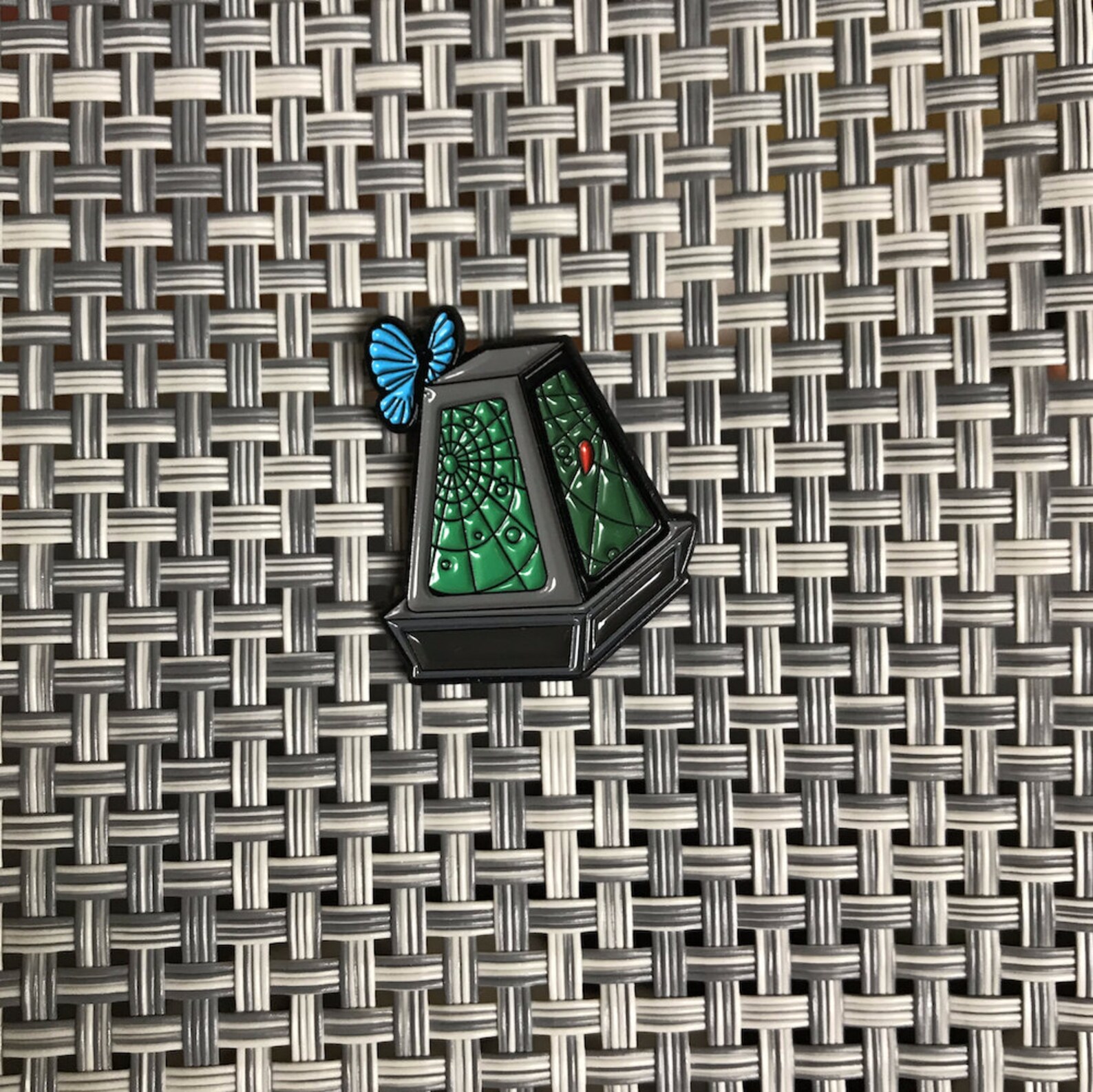 TROS Ben Solo's Sith Wayfinder Enamel Pin 3