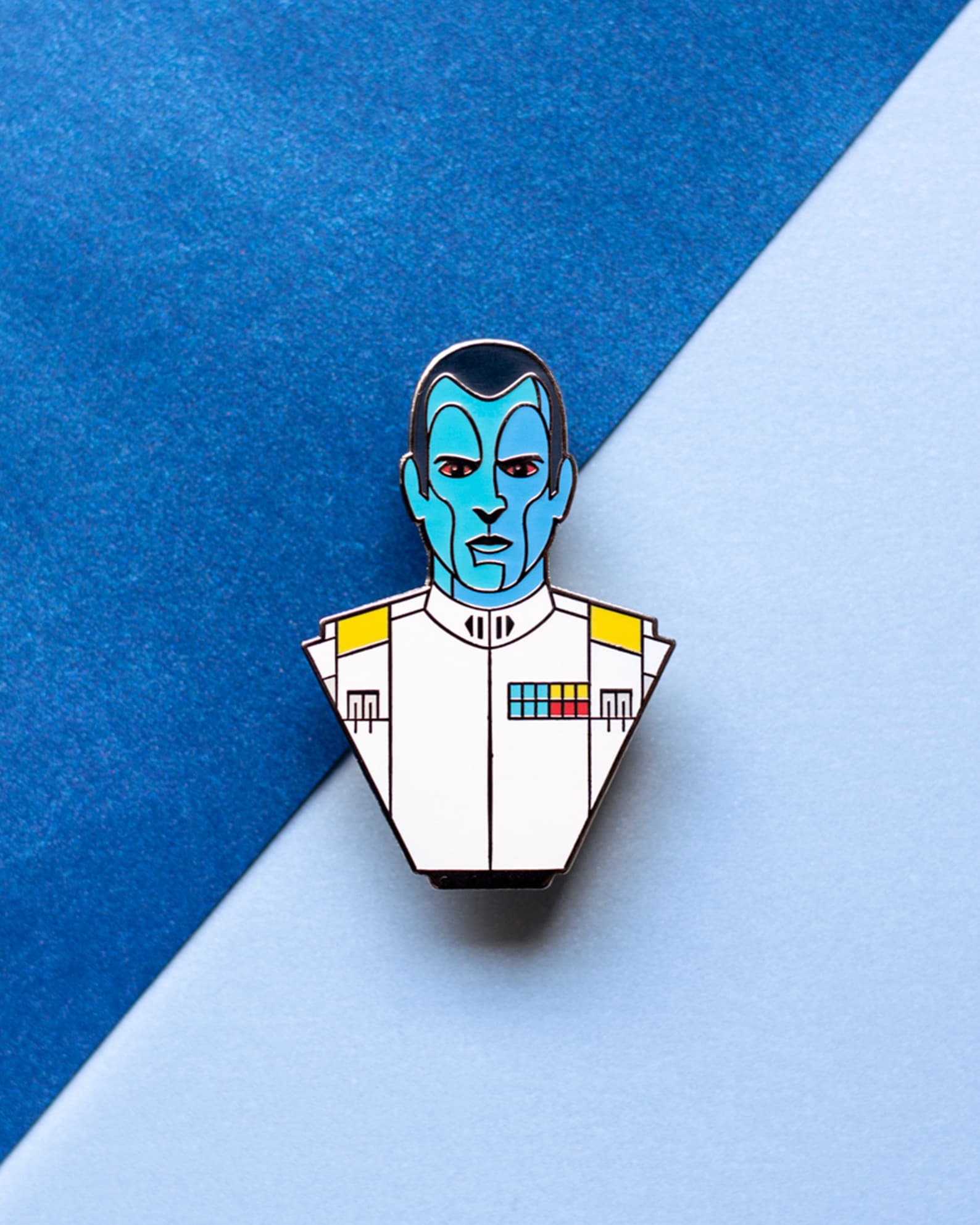 SWR Grand Admiral Thrawn Bust Enamel Pin 1