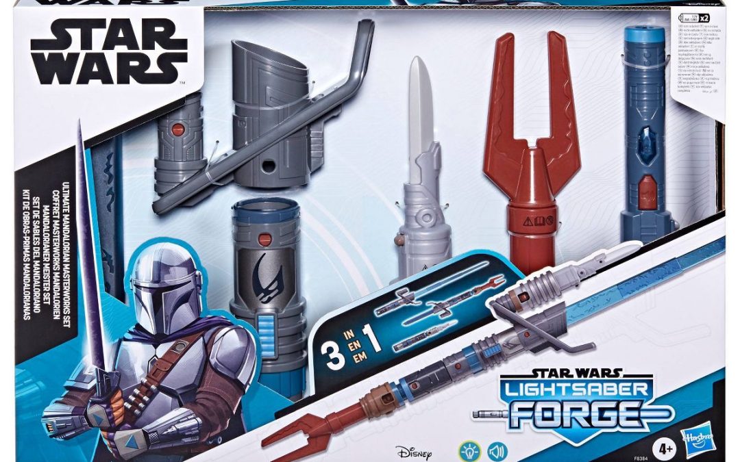 New The Mandalorian Lightsaber Forge Ultimate Mandalorian Masterworks Set available!