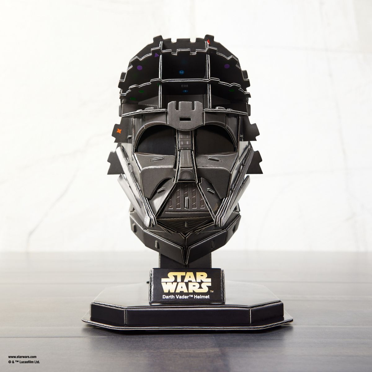SW Darth Vader's Helmet Model Kit Puzzle 3