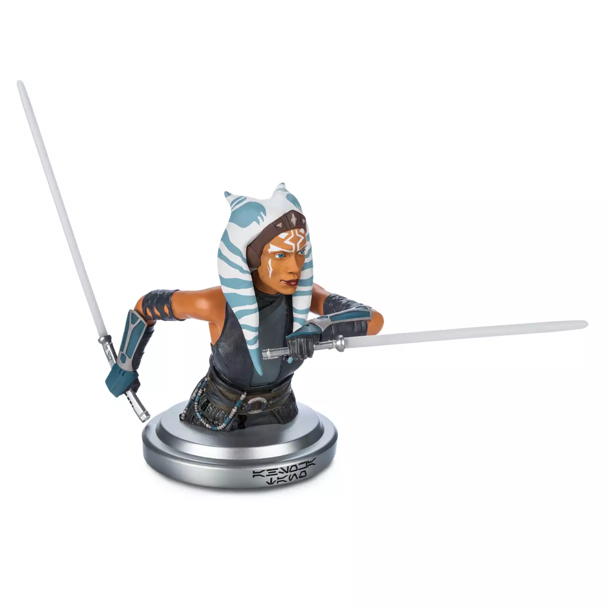 SWA Ahsoka Tano Collectable Bust 3