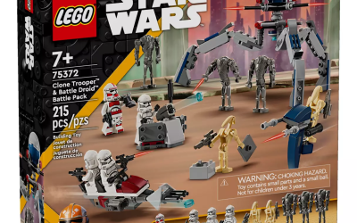 New Star Wars The Clone Wars Clone Trooper & Battle Droid Battle Pack available now!