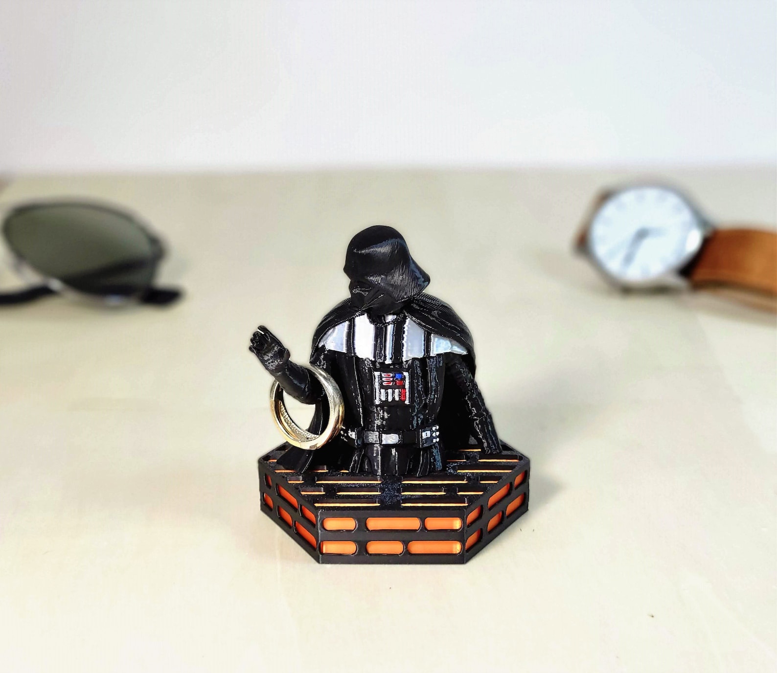 SW Darth Vader Fan Art Ring Holder 1