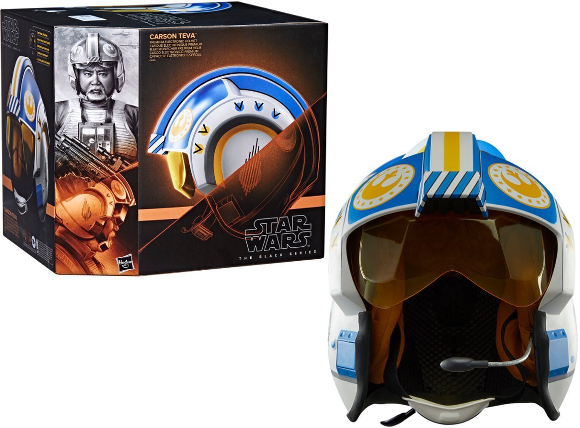 TM The Black Series Carson Teva Electronic X-Wing Pilot Helmet 1