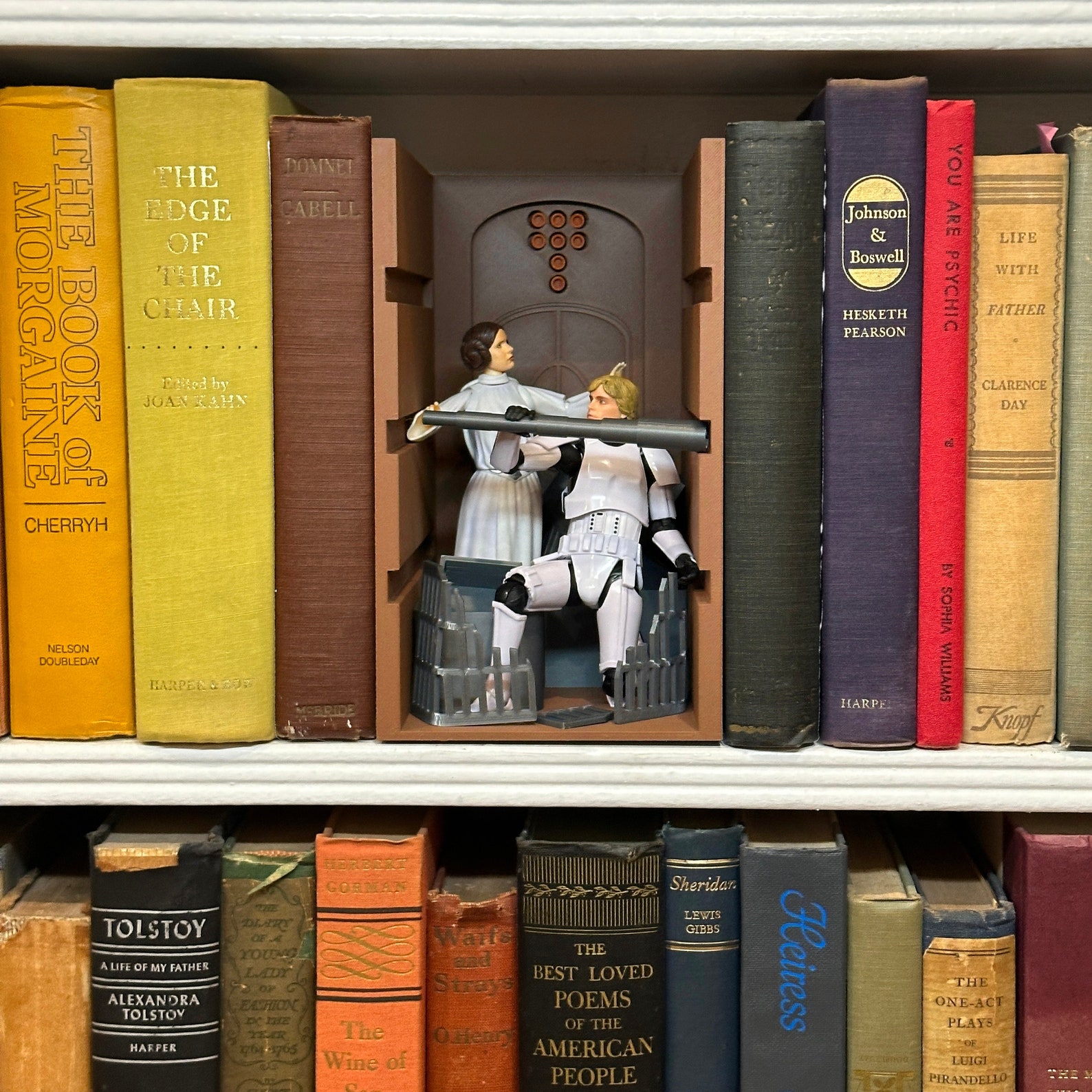 SW Black Series Death Star Trash Compactor Book Nook 2