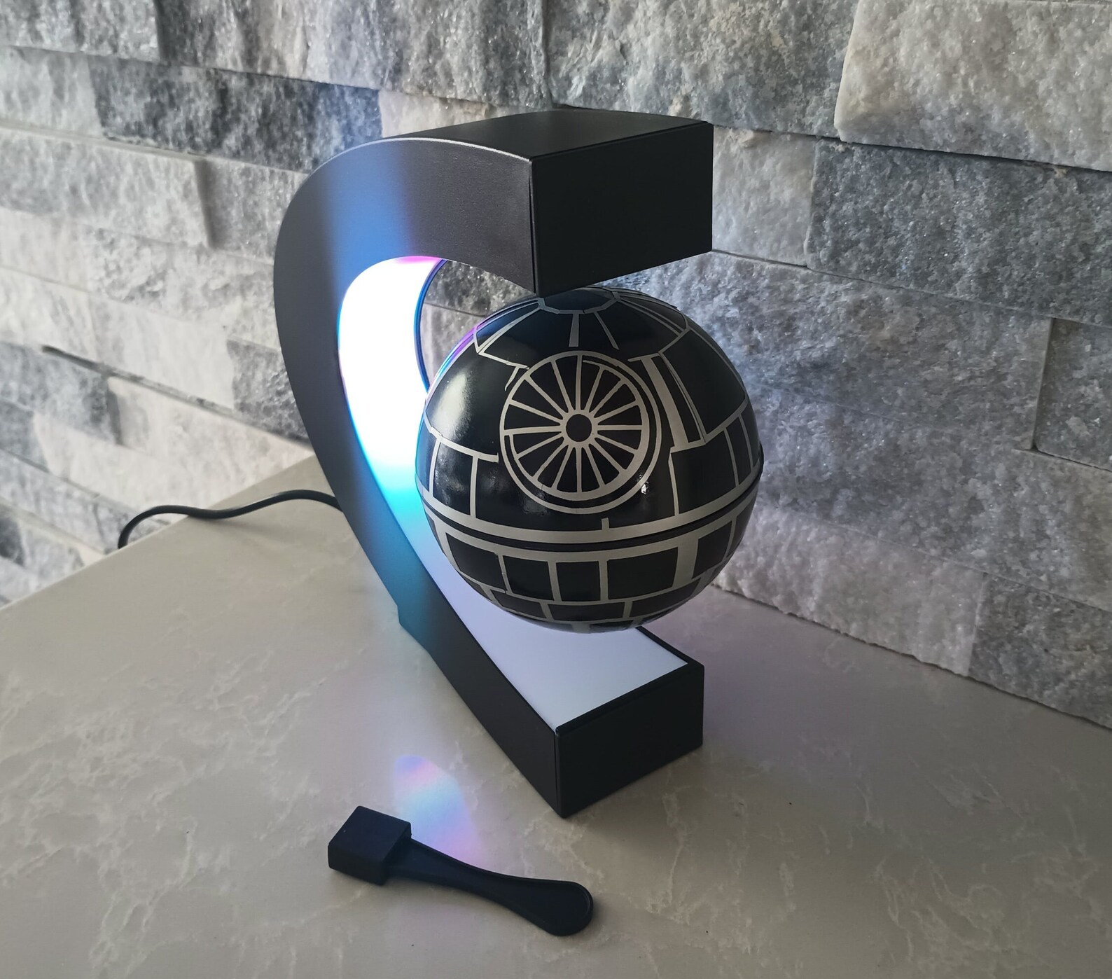 SW Levitating Death Star Sith Lord Desk Lamp 2