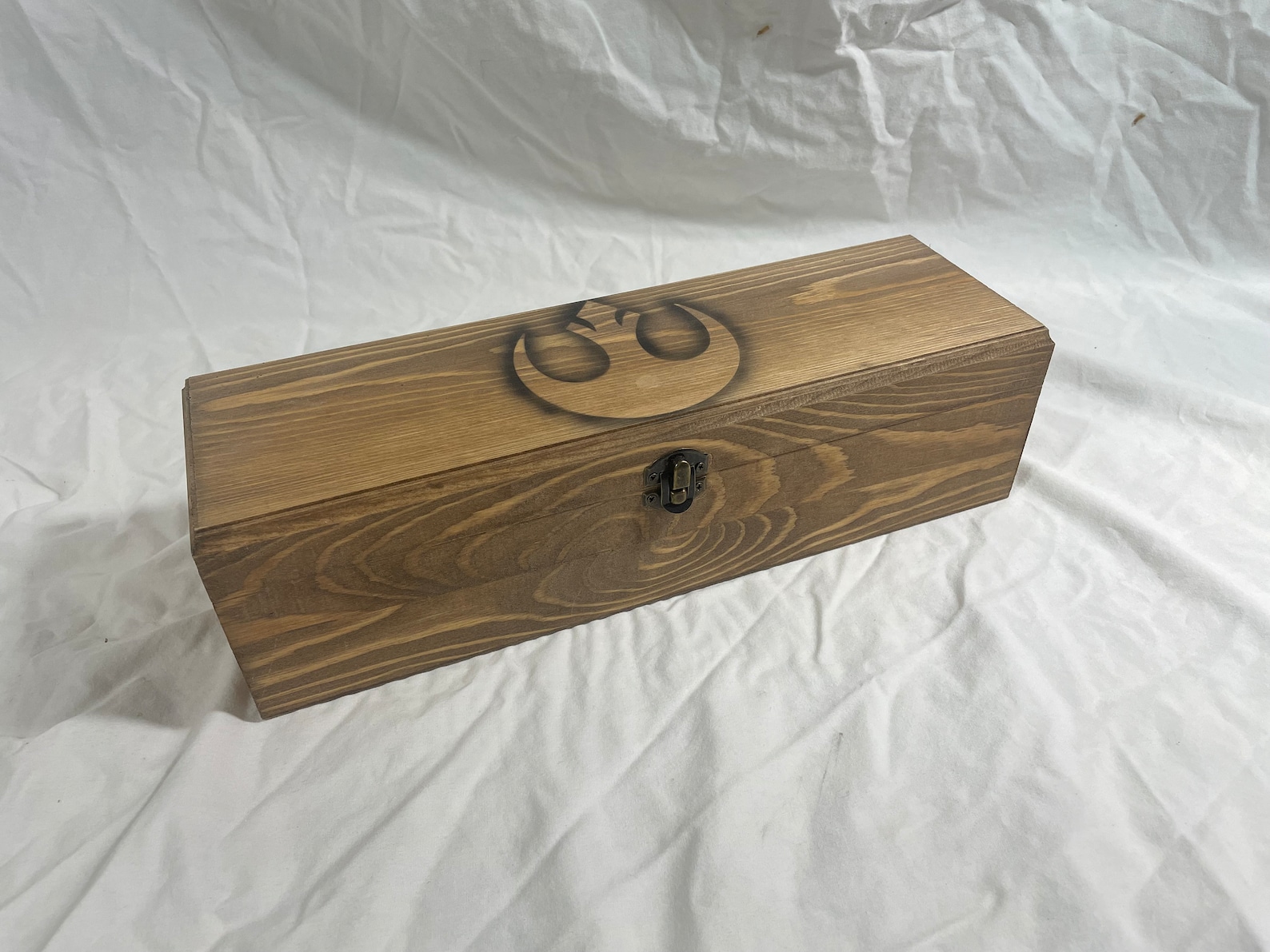 SW Inspired Wooden Lightsaber Box 1