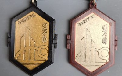 New Star Wars Galaxy's Edge Batuuan Spira Holder Necklace/Keychain/Carabiner/Waist Chain Locket available!