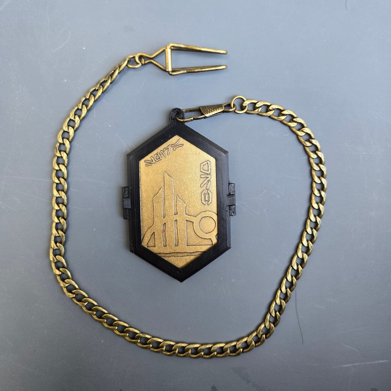 SWGE Batuuan Spira Holder Necklace/Keychain/Carabiner/Waist Chain Locket 4