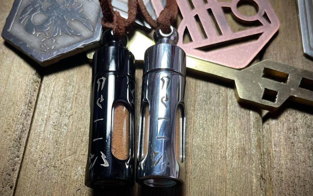 New Star Wars Pyke Syndicate Sansanna Spice Trade Vials Premium Prop Replica 2-Pack available now!